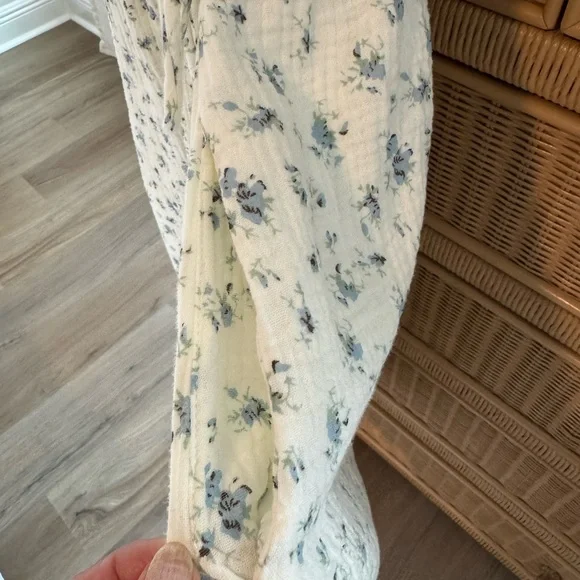 Neuflora Floral Dress - Picture 4 of 6